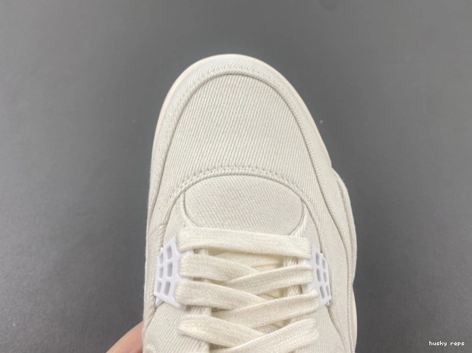 Cheap Husky Levi's AO2571-100 x 4 Air 'White' Jordan 0801